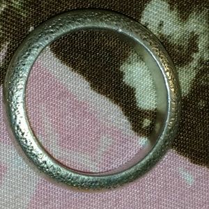 Silver texture Ring Size 8